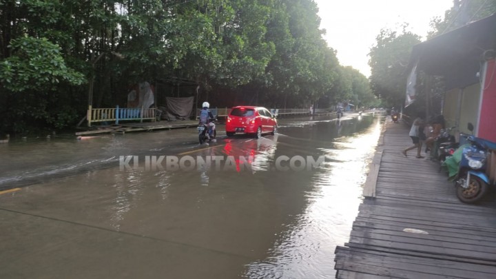 Pemkot Berharap Anggaran Pusat, Atasi Banjir Rob di Bontang Kuala