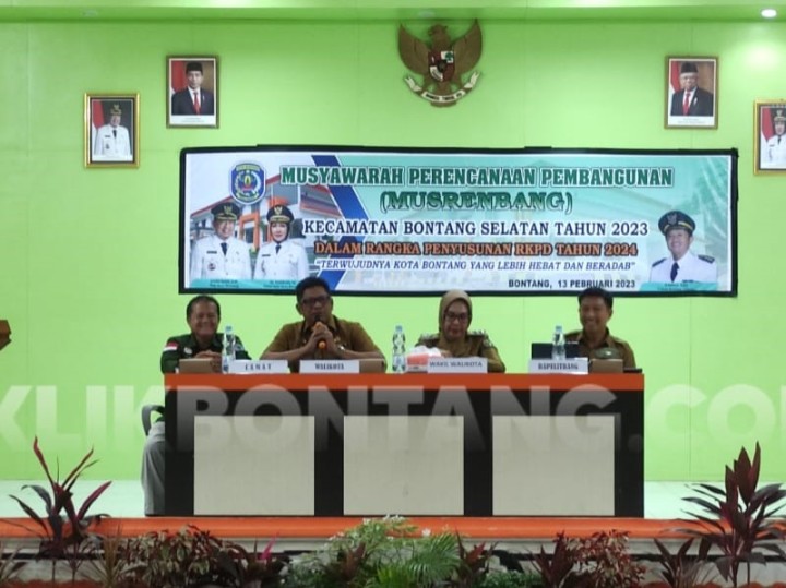 Basri Minta Setiap Kelurahan Luncurkan 1 Produk Hasil Stimulan RT