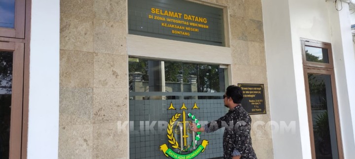 Lebih 2 Pekan, Berkas 3 Tersangka Korupsi Lahan Bandara Belum Lengkap