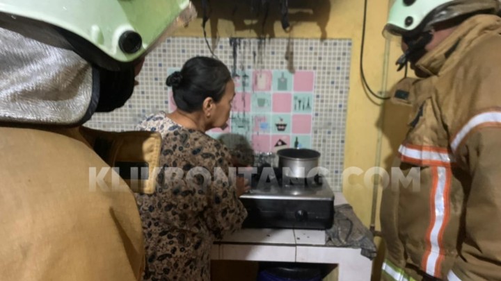 Lupa Matikan Kompor, 1 Rumah di Bontang Baru Nyaris Ludes Dilalap Api
