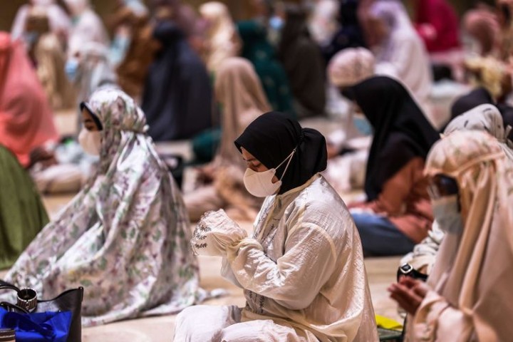 Bacaan Niat Sholat Tarawih dan Witir, Lengkap Beserta Tata Caranya