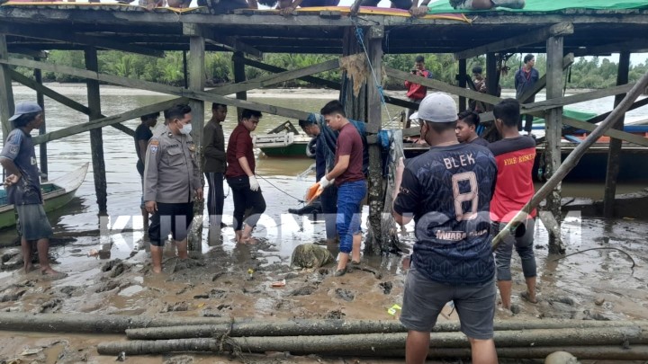 Lagi Jala Ikan, Nelayan Temukan Mayat di Perairan Pantai Muara Badak