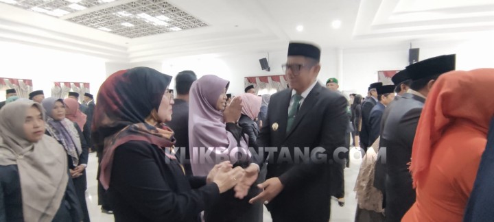 Mutasi jilid 5 Basri-Najirah, 2 Camat dan 3 Lurah Berganti