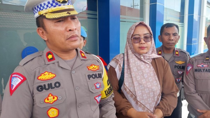 Pegumuman! Merokok Sambil Berkendara di Samarinda Terancam Penjara 3 Bulan