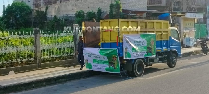 Warga Masih Buang Sampah di Pinggir Jalan, DLH Bontang Siapkan Truk Sampah di Ahmad Yani