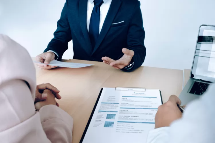 Info Loker Bontang Posisi General Manager, HRD, hingga Admin Cek di Sini