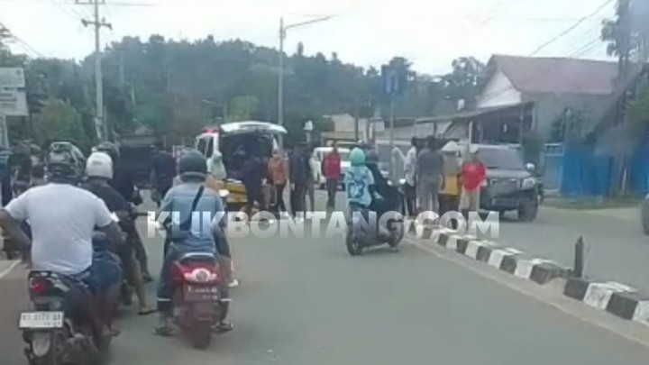 Pemotor Tabrak Pejalan Kaki  di Jalan Flores,  Korban Dilarikan ke RSUD Bontang