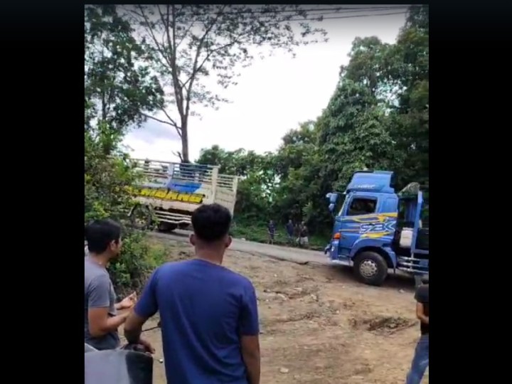 Trailer Berhasil Dievakuasi, Akses Poros Bontang-Samarinda Pakai Sistem Buka Tutup