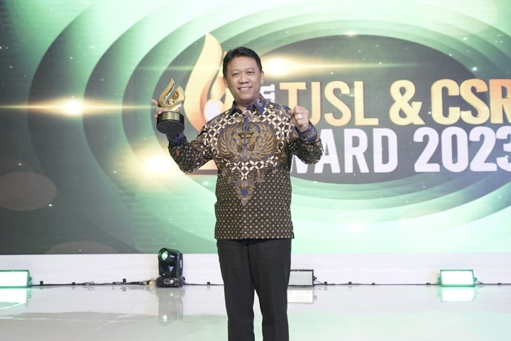 Komitmen Dukung SDGs, Pupuk Kaltim Raih 4 Penghargaan Platinum TJSan CSR Award 2023