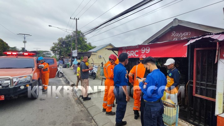Tabung Gas Bocor, Pemilik Toko Kelontong di Jalan Tembus PKT Luka Bakar Sekujur Tubuh