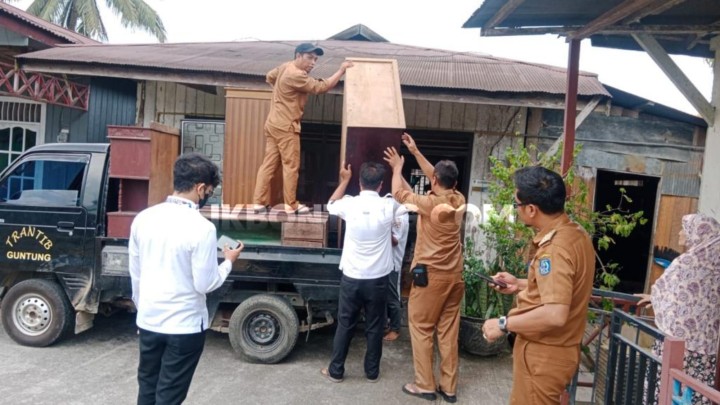 Warga Terdampak Pembangunan Turap di Guntung Mulai Direlokasi