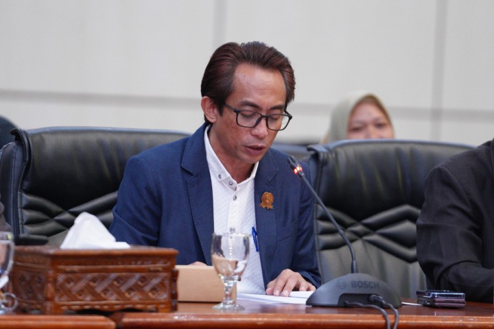 Rustam Minta Pemkot Berbenah, Urusan Pariwisata dan Pendidikan Jangan Digabung