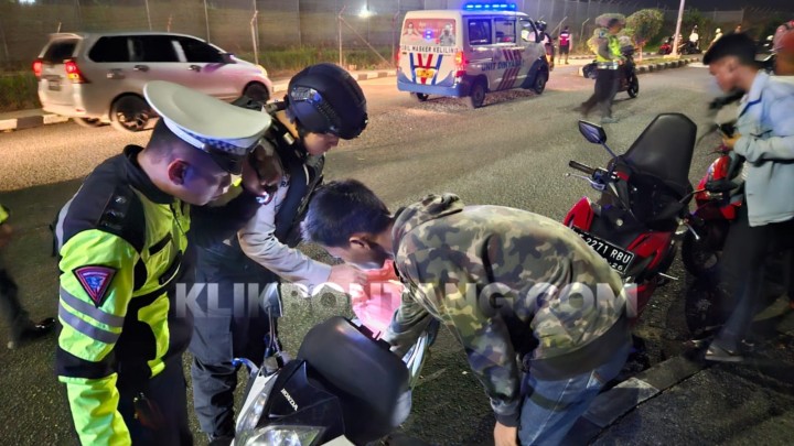 Gelar Operasi Blue Light, Polisi Amankan 10 Motor Pemuda di Kampung Baru dan Berbas