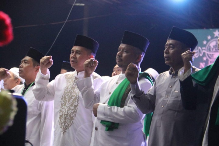 Ketua DPRD Kutim Hadiri Kutim Bersholawat daam Rangka Hari Santri