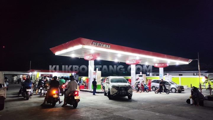 Sulitnya Beli BBM Pertalite di Bontang, Harus Antre 1 Jam Lebih