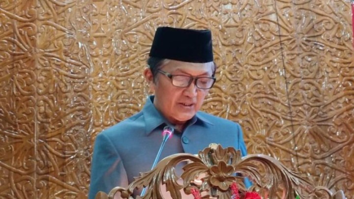 Berlarut-Larut, Son Hatta Desak Pemkab Tangani Persoalan Sampah di Wahau