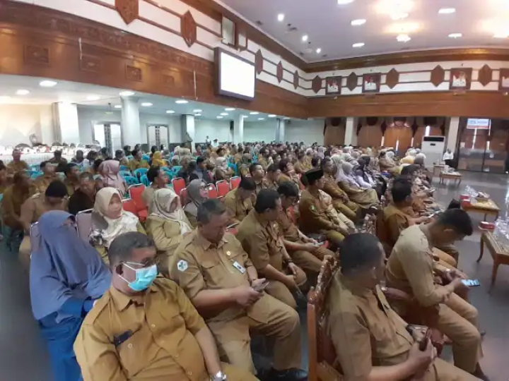 Tingkatkan Integritas ASN Pemkab Kutim lewat Sosialisasi BerAKHLAK