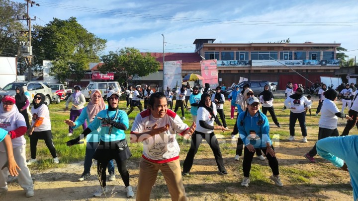 Meriahnya Senam Gemoy di Bontang, DPC Gerindra Kampanye Program Unggulan Prabowo - Gibran