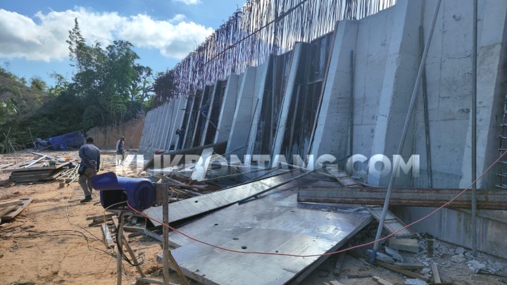 Kontraktor Longsoran Jalan Ir Soekarno - Hatta Kembali Dapat Perpanjangan Kontrak, Didenda Rp 1,1 M