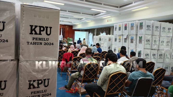 Rapat Pleno Rekapitulasi Digelar Hari Ini, PPK Temukan Selisih Data Parpol dan C-1 Plano saat Pemilu