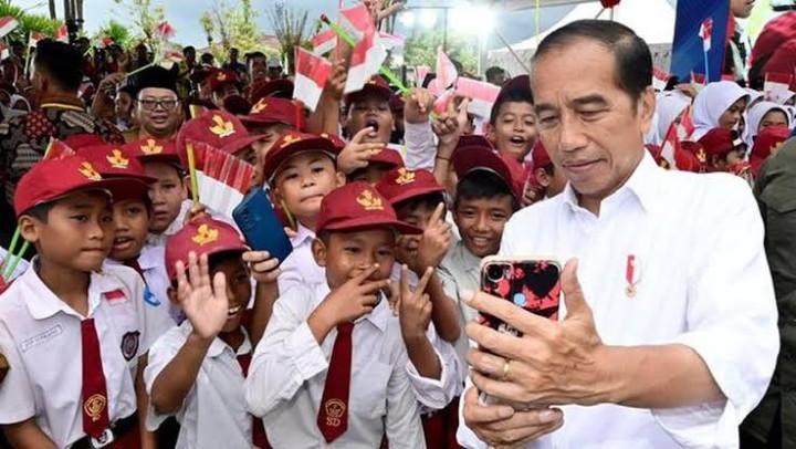 Ratusan Siswa di Bontang Akan Sambut Jokowi di Pinggir Jalan Saat Kunjungan ke Bontang