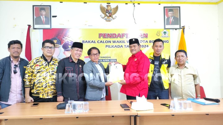 Diantar Puluhan Kader PDIP, Agus Suhadi Melamar Bacalon Wawali ke Golkar Bontang