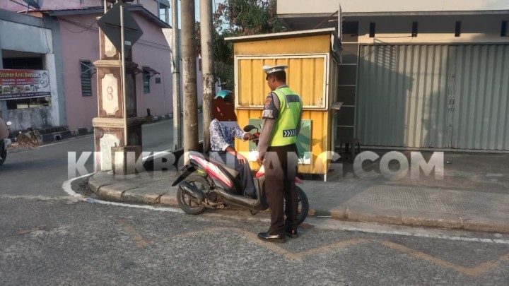 Lagi-Lagi Polantas Bontang Dapati Pelajar di Bawah Umur Kendarai Motor, Langsung Ditilang