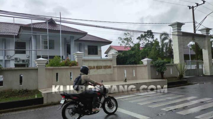 Pemkot Gelontorkan Anggaran Rp 1 Miliar untuk Rehab Atap Kantor Kejari Bontang
