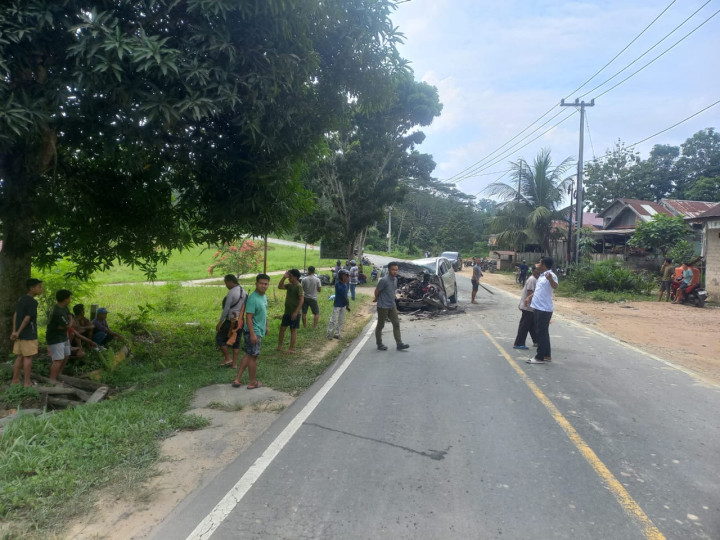 Kronologi Kecelakaan di Tugu Equator Poros Bontang-Samarinda, 6 Orang Luka Berat dan Masih Dirawat