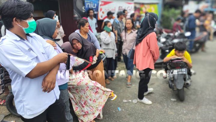 Musibah Kebakaran di Loktuan; Guru SMP Ini Hanya Berpasrah, Uang Tunai dan Emas Habis Terbakar