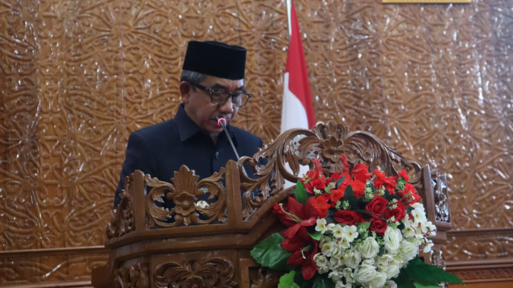 Rapat Paripurna ke-30, Bupati Kutim Bacakan Pendapat Akhir Terhadap Raperda Pertanggungjawaban Pelaksanaan APBD 2023