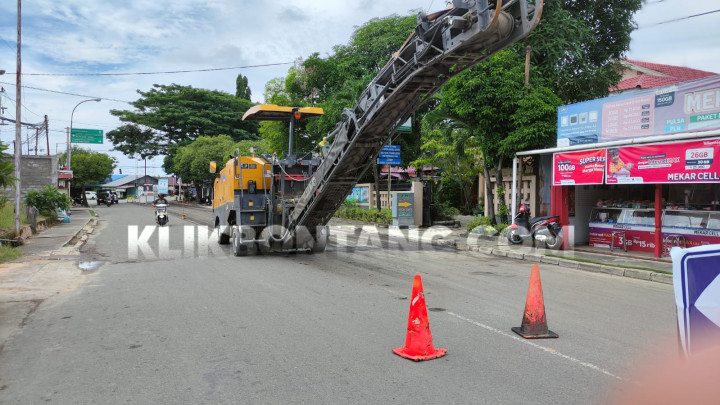 Pemkot Bontang Biayai Rp 200 Juta untuk Pengaspalan 50 Meter Jalan DI Pandjaitan