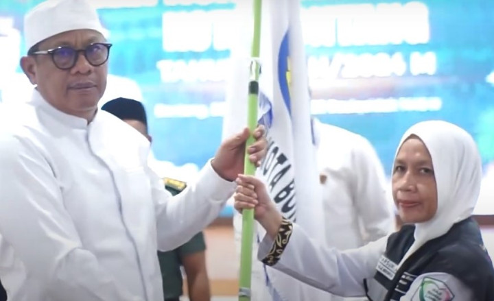 Walikota Basri Lepas 152 Jemaah Haji Bontang