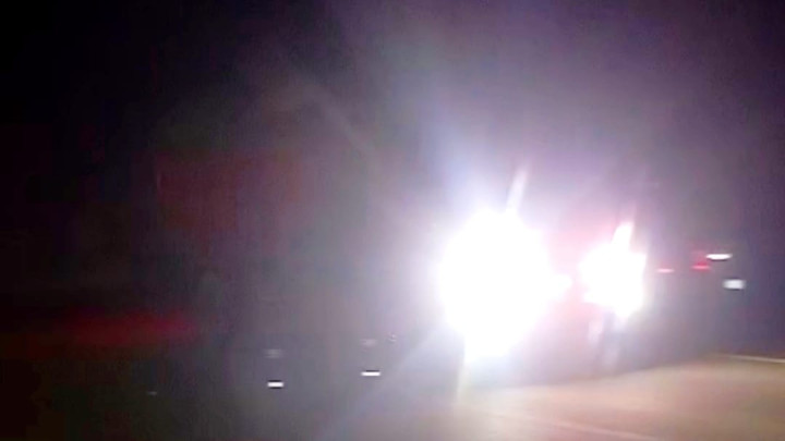 Batu Bara Diduga Ilegal Dimuat Malam Hari, Bebas Melintas di Jalan Poros Samarinda Bontang