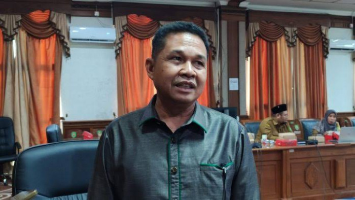 Tingkatkan Keamanan, Ketua DPRD Usulkan Pembangunan Siskamling di Tiap RT