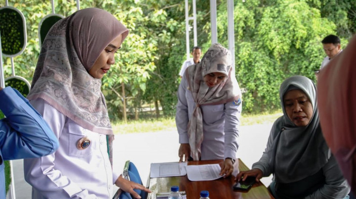 Dikritik Dewan Pegawai Kelurahan Abaikan Pelayanan karena Bimtek, Lurah Belimbing Angkat Bicara