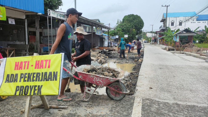 Kontraktor Kebut Progres Proyek Drainase Jalan Suryanata, Masih Minus 4 Persen