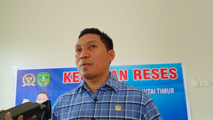 Seluruh Masyarakat Harus Dapat Akses yang Sama di Program Beasiswa, Tuntut Transparansi