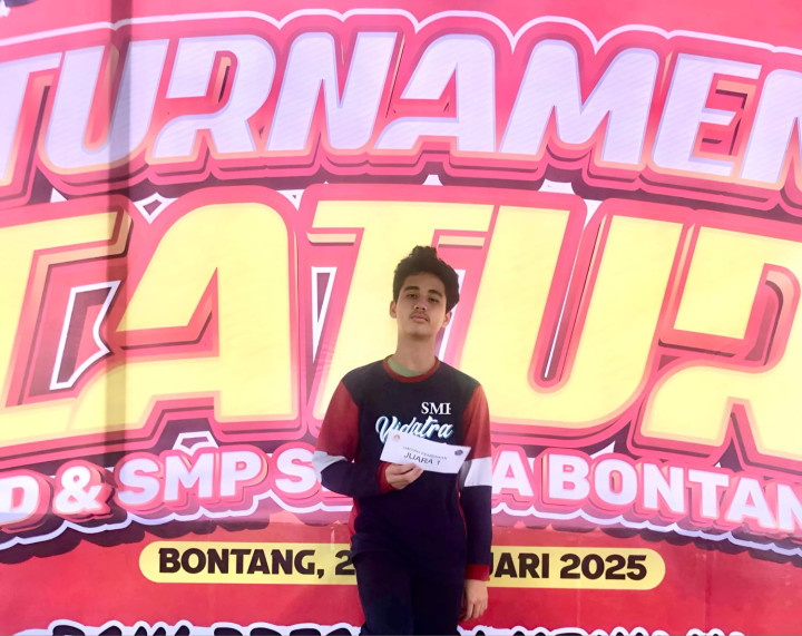 Narayya Dohang Siswa SMP Vidatra Sabet Juara Pertama Turnamen Catur Tingkat Dasar Se-Bontang