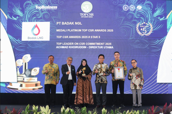 Badak LNG Pertahankan Penghargaan Tertinggi di Top CSR Awards 2025