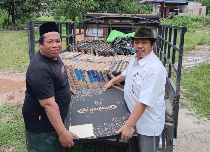 PT EUP Sumbang Material Keramik dan Granit untuk Pondok Pesantren di Bontang Lestari