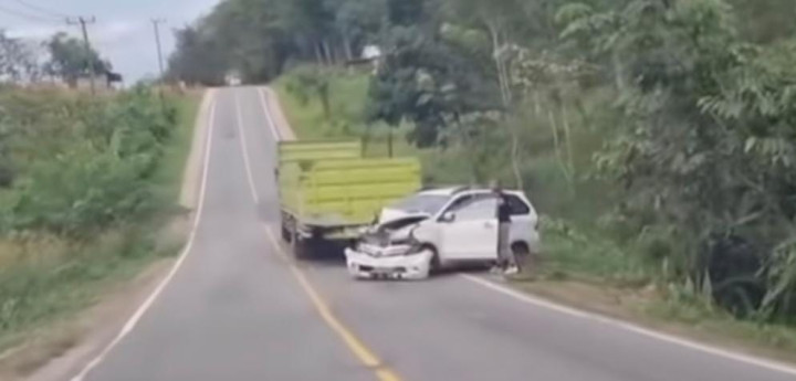 Gagal Nyalip Truk Picu Kecelakaan di Poros Samarinda-Bontang