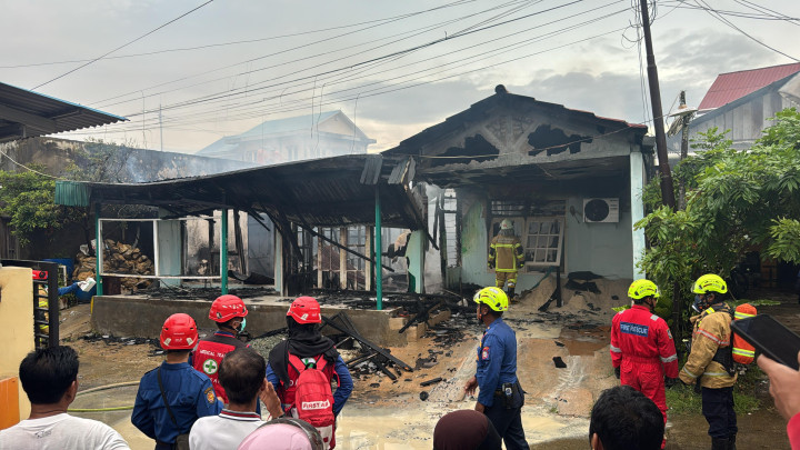 Kebakaran di Sendawar Bontang, Rumah Ludes Dilalap Api