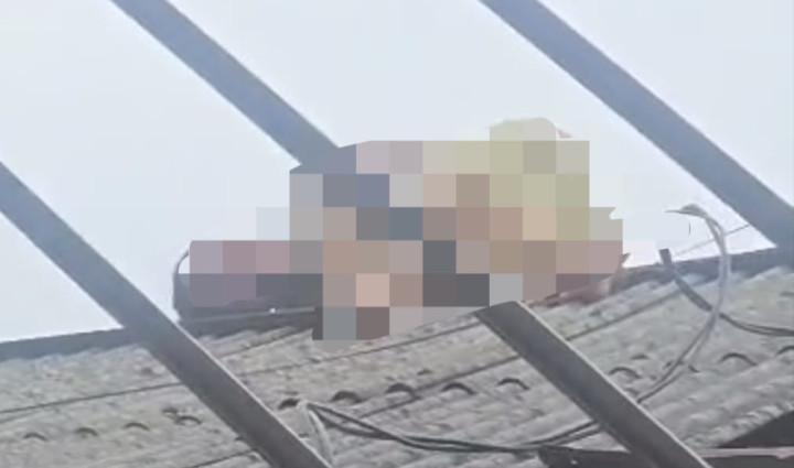 Perempuan di Berbas Pantai Tengah Ancam Lompat dari Atap, Berhasil Diselamatkan Damkar