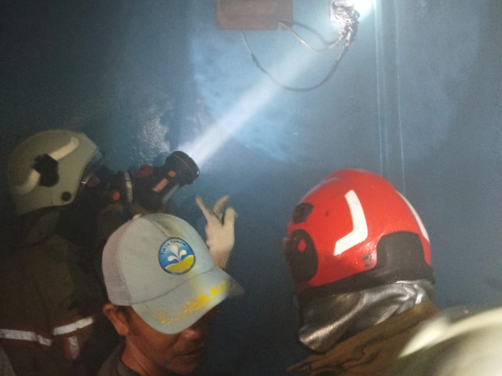 Gudang Perumda Tirta Taman Bontang Terbakar, Diduga Akibat Korsleting Listrik
