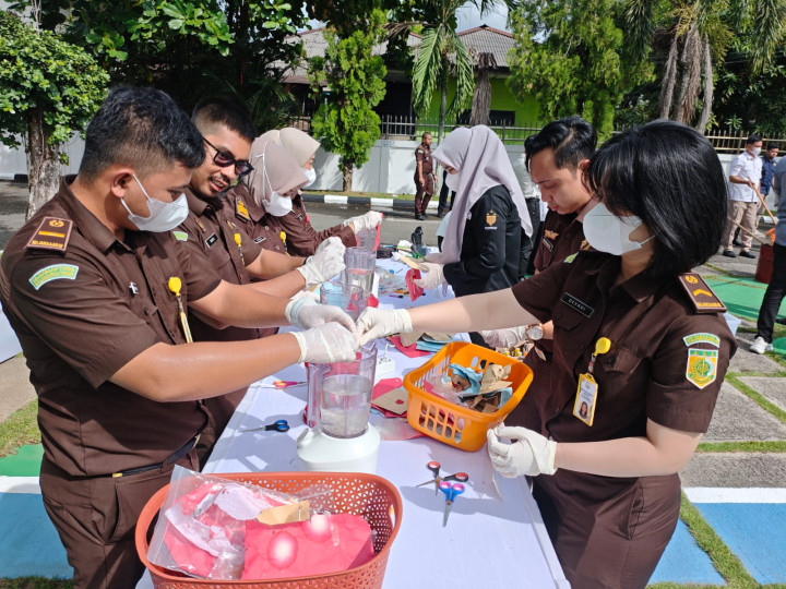 Kejari Musnahkan 905 Gram Sabu, Terbanyak dari Kasus Pengedar Pelajar