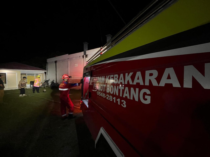 Kontrakan Ropi'ah di Kampung Jawa Terbakar, Gas Melon Meledak Saat Masak Mi