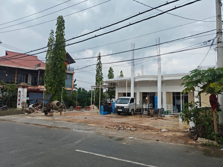 Pedagang di Telihan Tolak Pembangunan Indomaret, Tuding Izin Terbit karena Punya Keluarga Lurah