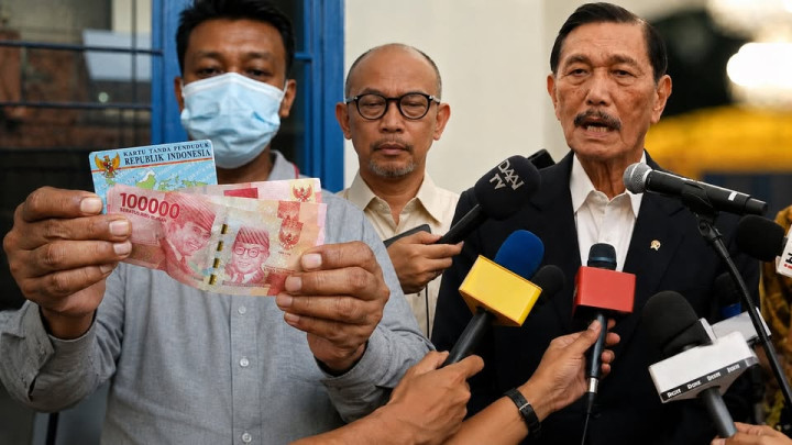 Pemerintah Salurkan Bansos Rp 5,4 Juta Per Orang, Ini Jadwal Penerapan dan Skema Penyaluran
