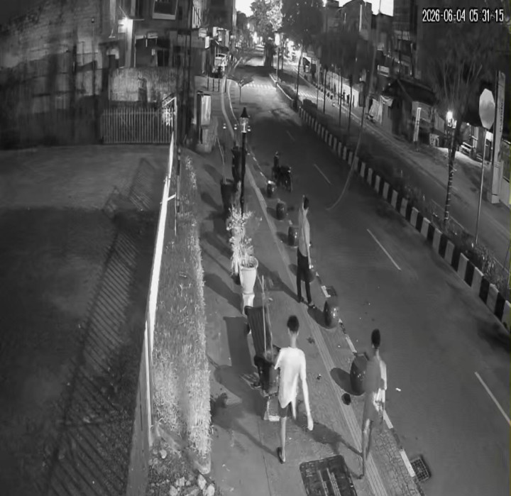 Pemkot Buru Pelaku Pengerusakan Pot di Jalan Ahmad Yani, Wajah Pelaku Terekam CCTV